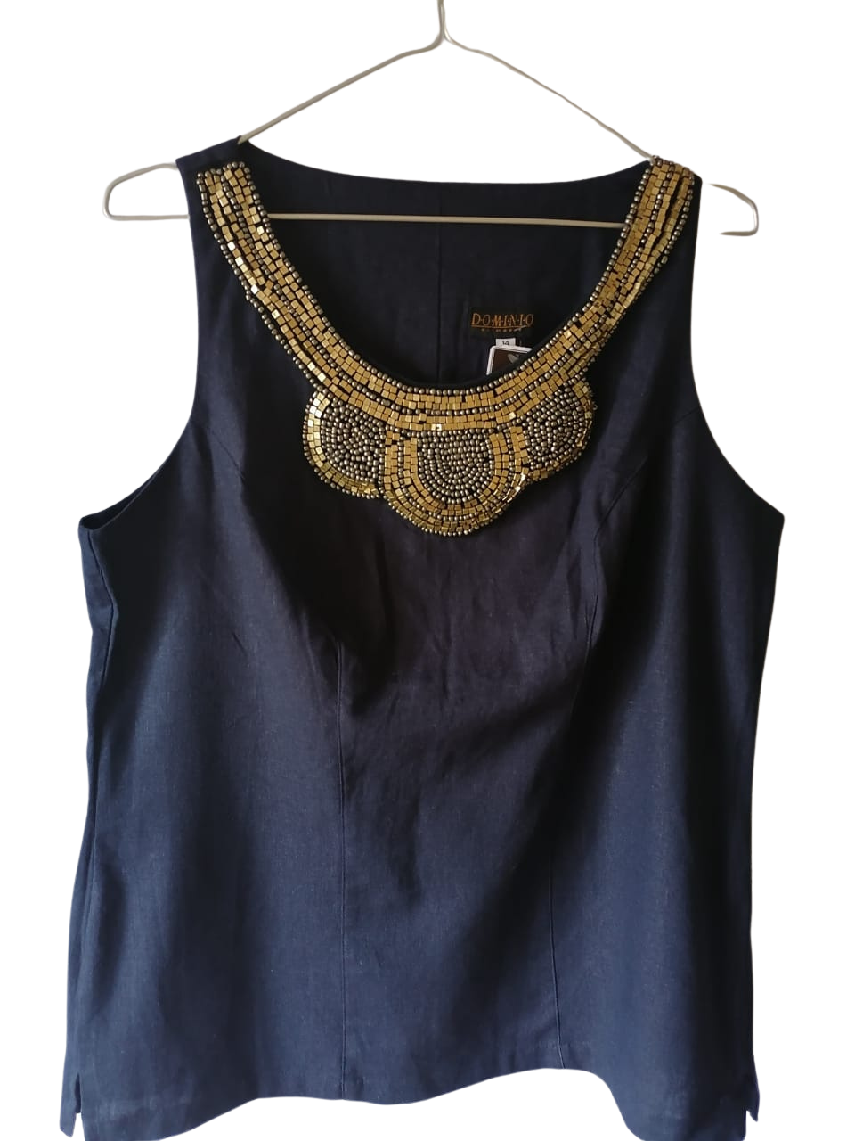 Blusa con Apliques Dorados